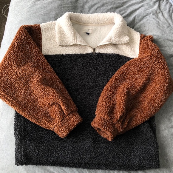 Universal Thread Tops - Quarter Zip Colorblock Teddy Sweater